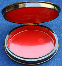 Load image into Gallery viewer, Mother Of Pearl Fedoskino Russian Lacquer Box