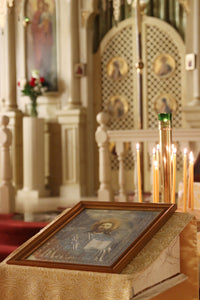 Icon of Christ the Giver of Light, candle placement